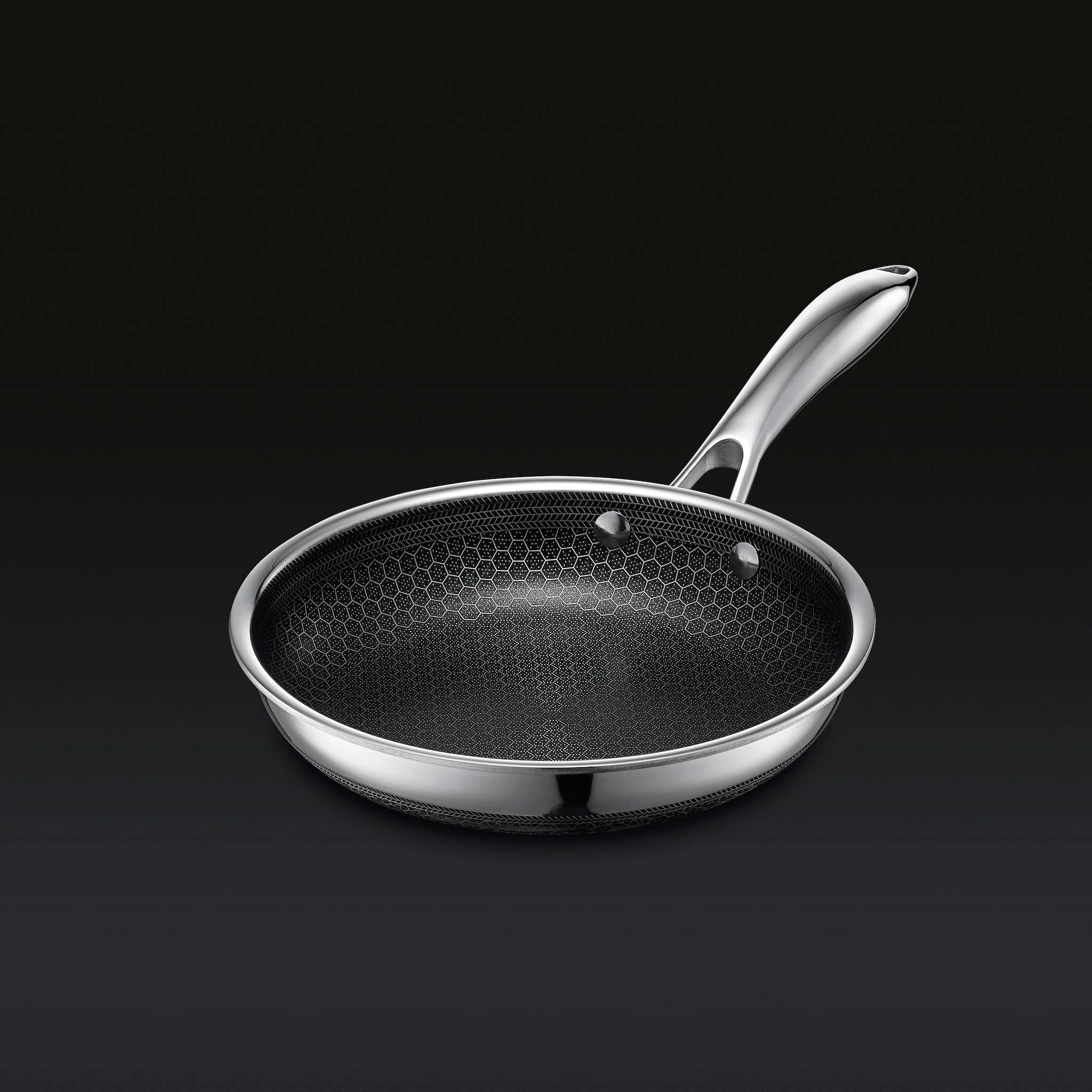 20 cm HexClad Hybrid Pan with Lid - Image 4