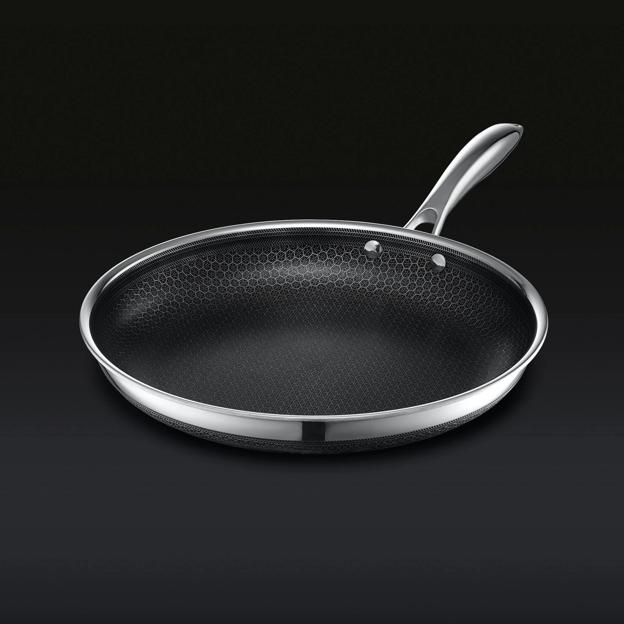 30 cm HexClad Hybrid Pan with Lid - Image 3