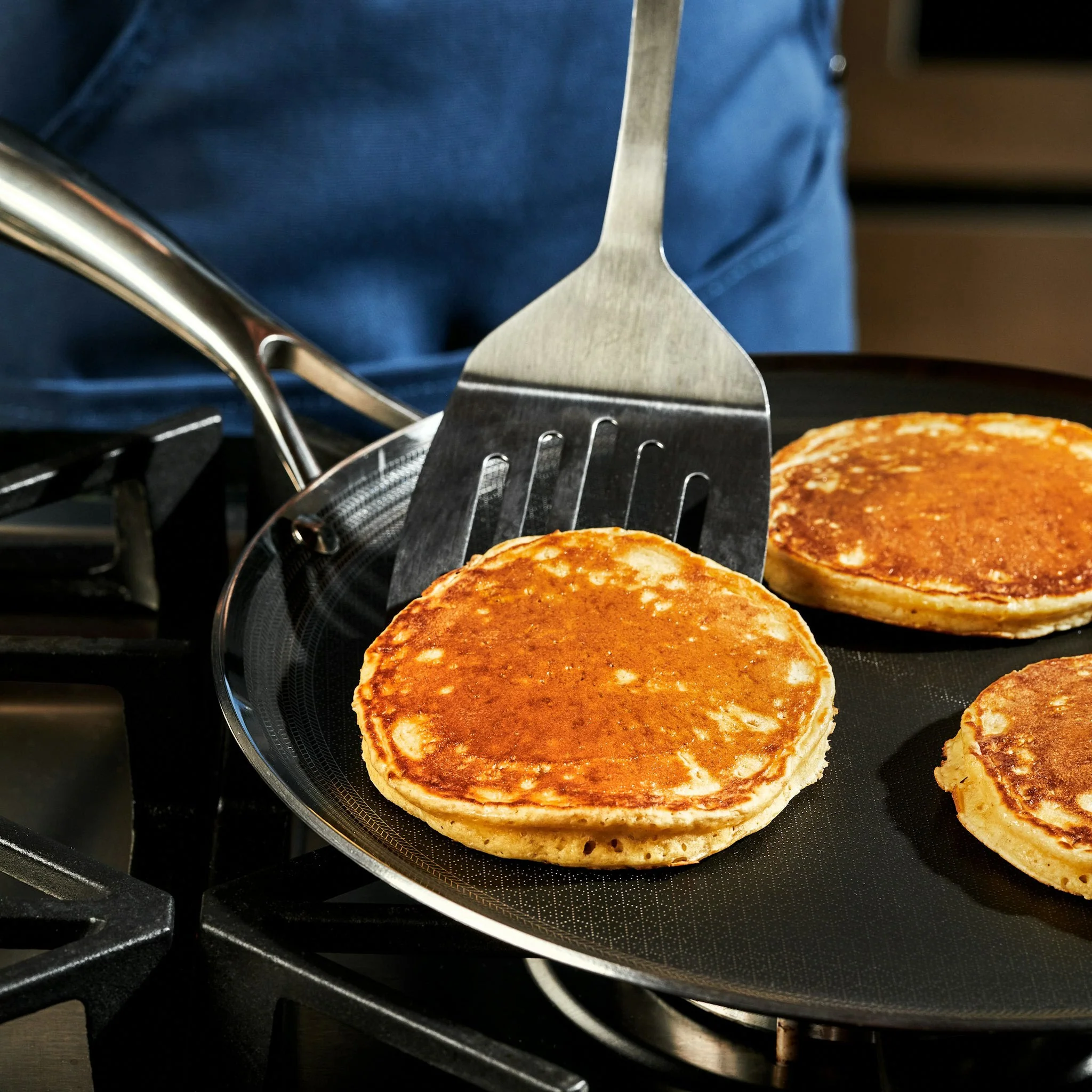 30 cm Hybrid Griddle Pan - Image 4