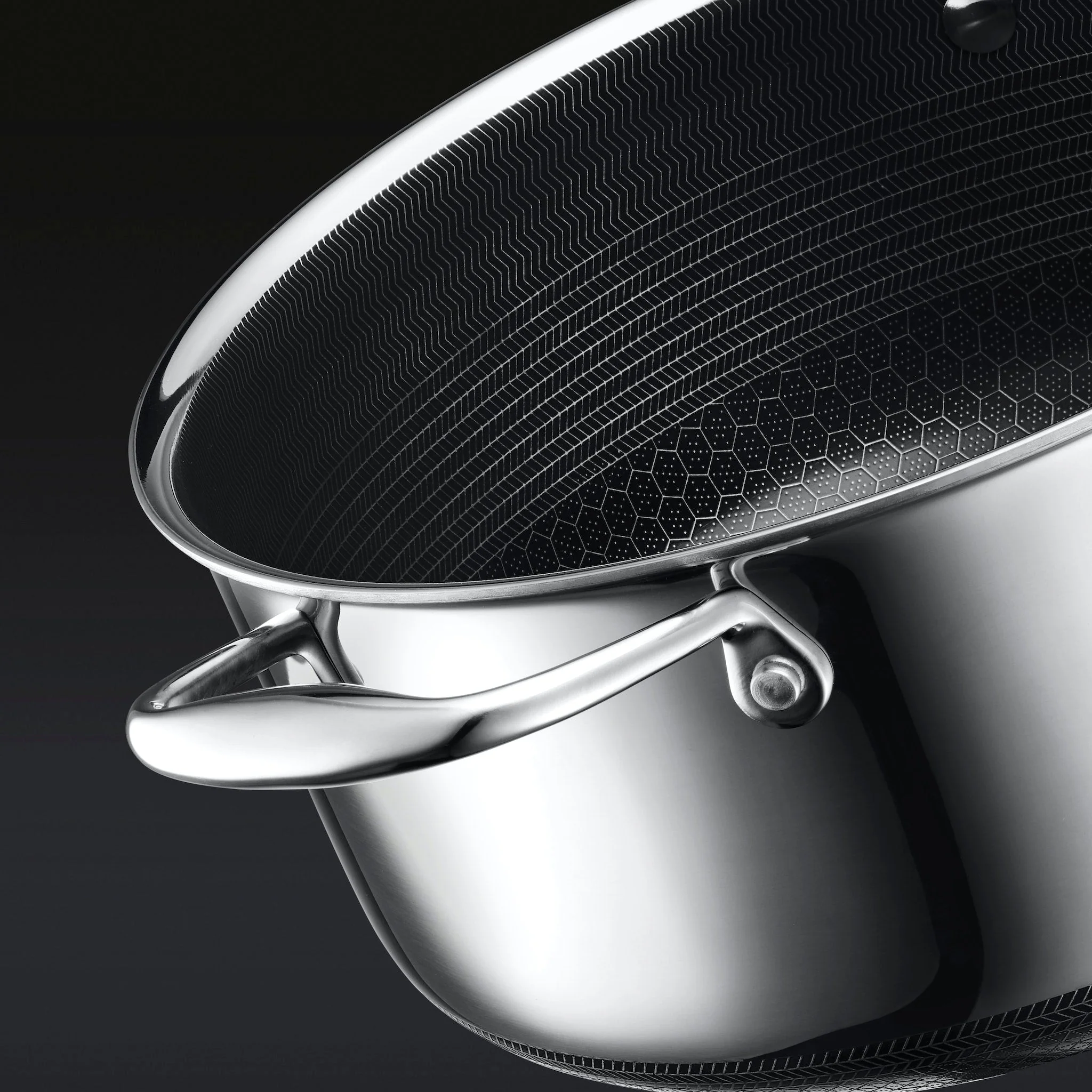 4.7 Litre Casserole Dish - Image 4